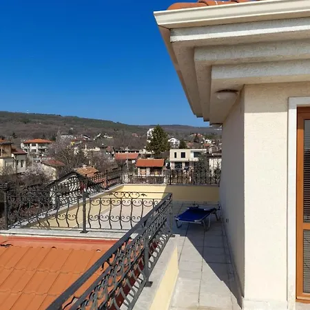 вилла мадонна Къща за гости